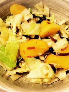 柿とキャベツの塩昆布サラダ(*´∀`*)-レシピのメイン写真