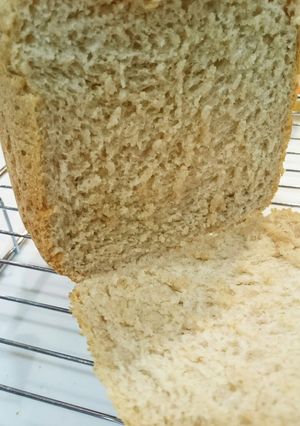 玄米モチッ♪豆腐と全粒粉のヘルシー食パン-レシピのメイン写真