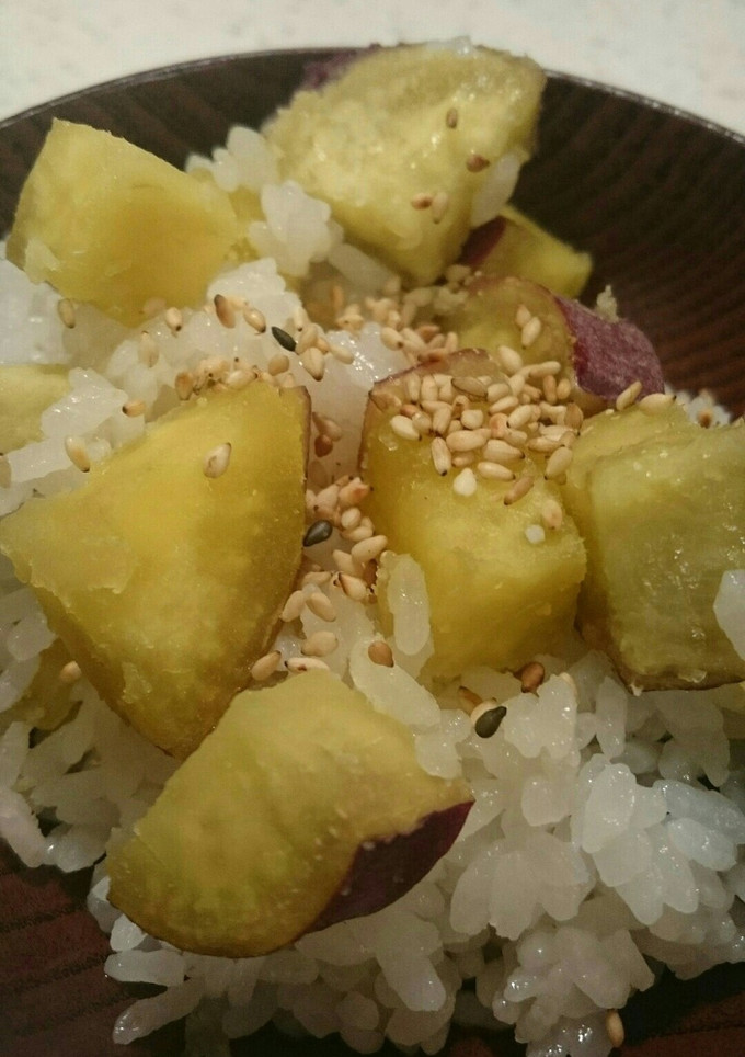 ほっくほく！秋です！さつまいもご飯☆-レシピのメイン写真