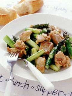 美味しい鶏肉とアスパラの塩炒め♡-レシピのメイン写真