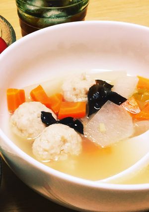 根菜たっぷり！おふくろの味鶏団子スープ-レシピのメイン写真