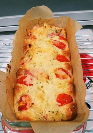 ＨＭでパン！ミニトマトとベーコンポテマヨ-レシピのメイン写真