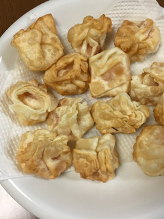 トマトとモッツァレラの揚げ餃子-レシピのメイン写真