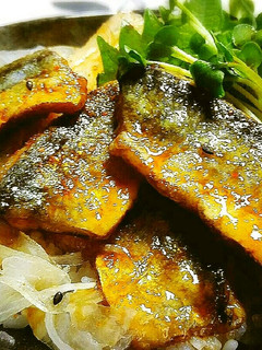 ◆パリッと甘辛♪秋刀魚の照り焼き丼ぶり◆-レシピのメイン写真