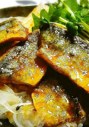 ◆パリッと甘辛♪秋刀魚の照り焼き丼ぶり◆-レシピのメイン写真