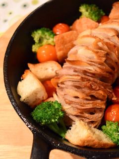 塩豚ハッセルバック蓮根☆ヘルシーで美味〜-レシピのメイン写真