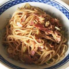 簡単美味しい！塩辛と独身余り物パスタ！-レシピのメイン写真