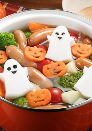 ふんわりはんぺんのおばけハロウィン鍋-レシピのメイン写真