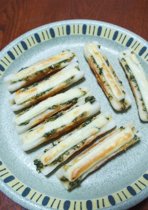 竹輪に大葉味噌のせて、簡単おつまみ-レシピのメイン写真