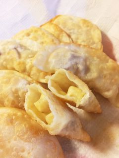 残った餃子の皮で!バナナチーズパイ-レシピのメイン写真