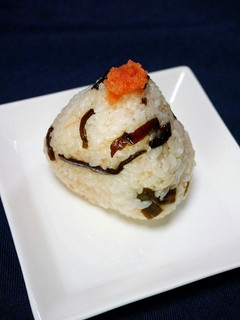 簡単!オイルおにぎり(花椒たらこ昆布)-レシピのメイン写真