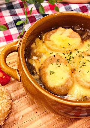 お麩で！？簡単オニオングラタンスープ-レシピのメイン写真