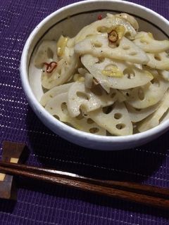 シャキッうまっ♪ 蓮根のガーリック炒め-レシピのメイン写真