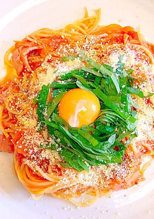 簡単安い蟹カマとベーコン入りトマトパスタ-レシピのメイン写真