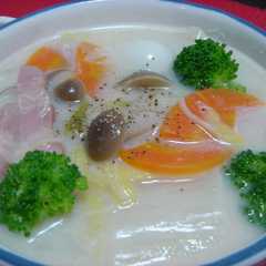 รูปของ 栄養満点はくさいとお野菜のクリーム煮