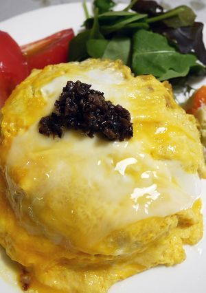 コンビーフのオムライス♪トリュフソース-レシピのメイン写真