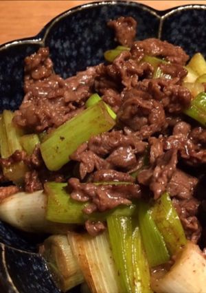 かんたん！牛肉と長ねぎのバターポン酢炒め-レシピのメイン写真