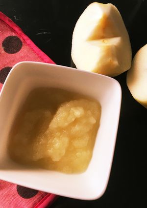 簡単！離乳食りんご-レシピのメイン写真