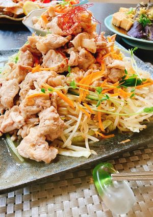 ドレッシングいらずの豚肉のせ簡単温サラダ-レシピのメイン写真