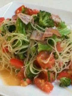 【簡単】トマトとブロッコリーの冷製パスタ-レシピのメイン写真
