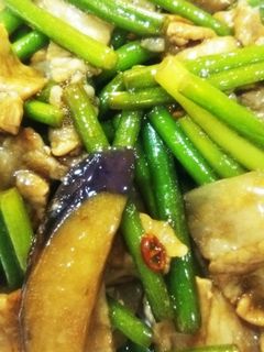 ☆簡単豚バラ肉となすとにんにくの芽炒め☆-レシピのメイン写真