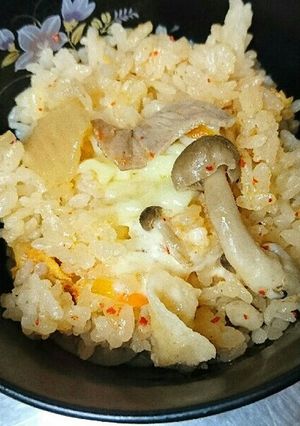 しめじ☆豚バラ☆キムチの炊き込みご飯-レシピのメイン写真
