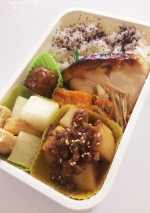 毎日男弁当⁂じゃがいもの肉そぼろ餡弁当-レシピのメイン写真