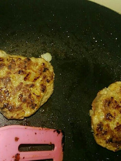 基本のハンバーグ(*^^*)-レシピのメイン写真
