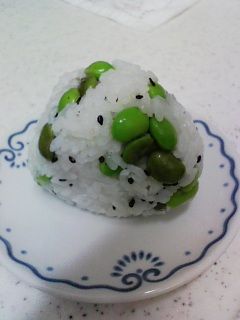 緑が綺麗☆枝豆おにぎり-レシピのメイン写真
