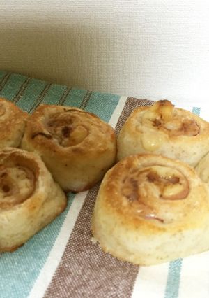 リンゴンベリーのまきまきパン-レシピのメイン写真