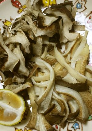 秋の味覚‼️絶品焼きのこ-レシピのメイン写真