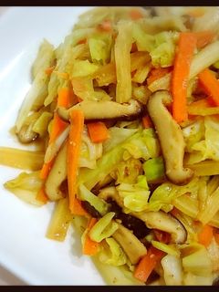 ✩キャベツときのこの炒め物✩-レシピのメイン写真