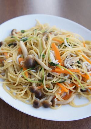 あごだしつゆで、和風ワンポットパスタ-レシピのメイン写真