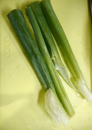 簡単！泥付き根付き太いねぎの下処理-レシピのメイン写真