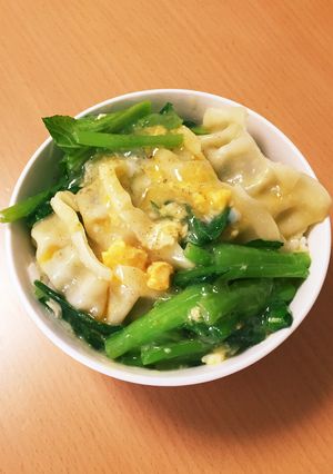 超簡単!!餃子と小松菜のどんぶり♪-レシピのメイン写真
