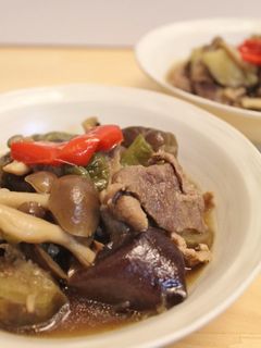 豚肉+醤油麹で茄子ピーマンしめじの煮物-レシピのメイン写真