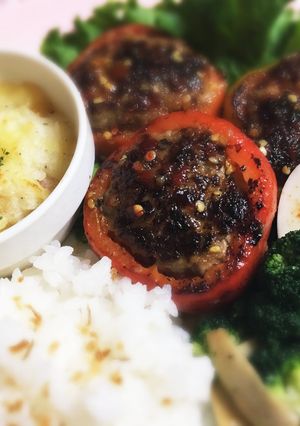 エスニックなパプリカの肉詰め-レシピのメイン写真