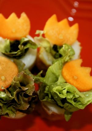 お弁当に可愛い♪ちくわとにんじんのお花畑-レシピのメイン写真