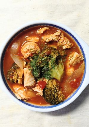 鶏ささみ肉と ブロッコリー 玉ねぎの トマト煮✿-レシピのメイン写真