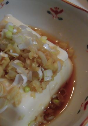 あごだしつゆde簡単湯豆腐!おつまみに-レシピのメイン写真