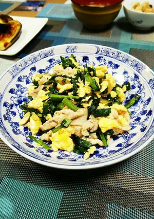 ニラとふんわり玉子の簡単中華炒め-レシピのメイン写真