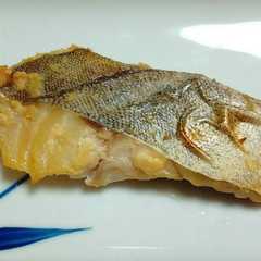รูปของ 簡単冷凍ストックOK♪たらの粕味噌漬け♪