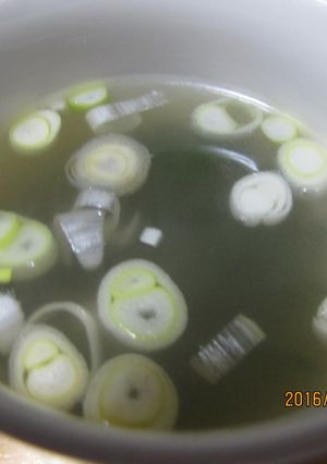 肉なしでもダシの利いた韓国風わかめスープ-レシピのメイン写真