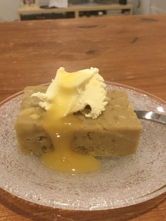 栗のケーキ with クロテッドクリーム-レシピのメイン写真