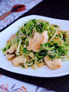 美味しい節約☆豆苗と胸肉の中華炒め!-レシピのメイン写真