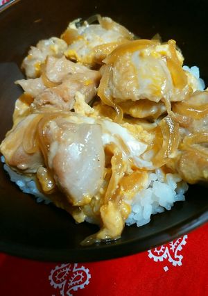 鶏肉ゴロっと☆親子丼!-レシピのメイン写真