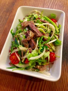 香味野菜&ステーキのエスニックサラダ♪-レシピのメイン写真