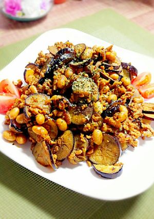 大豆でかさ増し✩茄子とひき肉のカレー炒め-レシピのメイン写真
