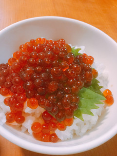 自家製簡単タレで♪いくらの醤油漬け-レシピのメイン写真