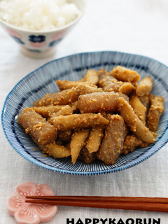 ごぼうと蒟蒻のごま味噌和え-レシピのメイン写真